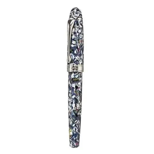 fountain pen Plus 1 magnacartapen